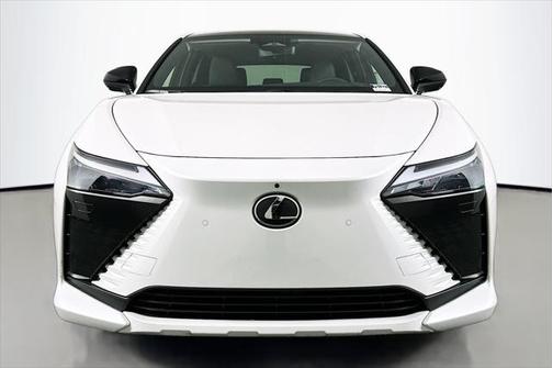2024 Lexus RZ 450e Premium