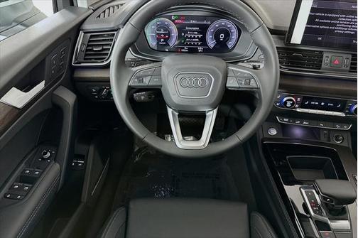 2025 Audi Q5 55 S line Premium Plus