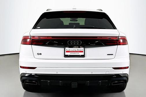2026 Audi Q8 55 Premium Plus