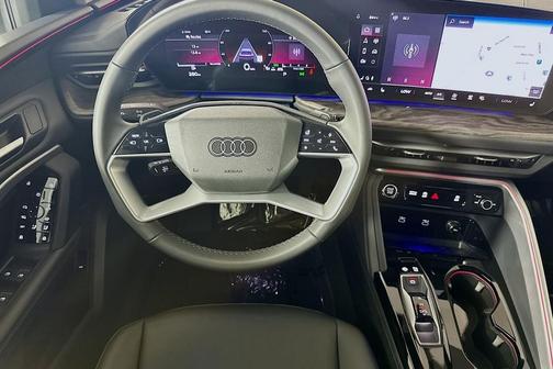 2025 Audi Q5 Premium TFSI quattro S tronic