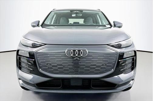 2025 Audi Q6 e-tron Premium Plus quattro
