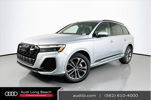 2025 Audi Q7 45 Premium Plus