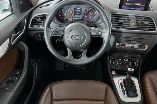 2018 Audi Q3 2.0T Premium Plus
