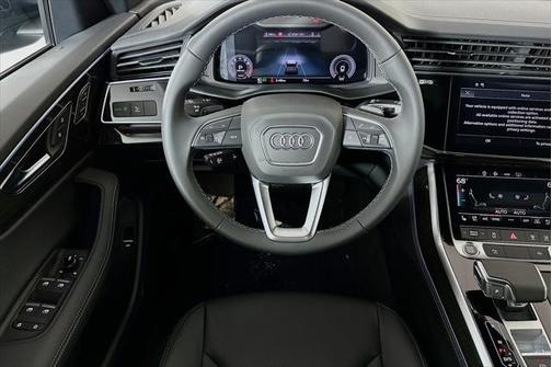 2025 Audi Q8 55 Premium Plus