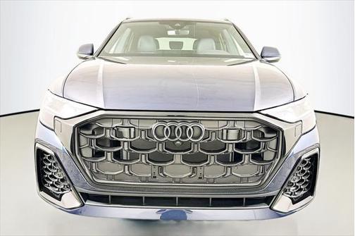 2025 Audi Q8 55 Premium Plus
