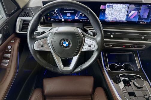 2023 BMW X7 xDrive40i