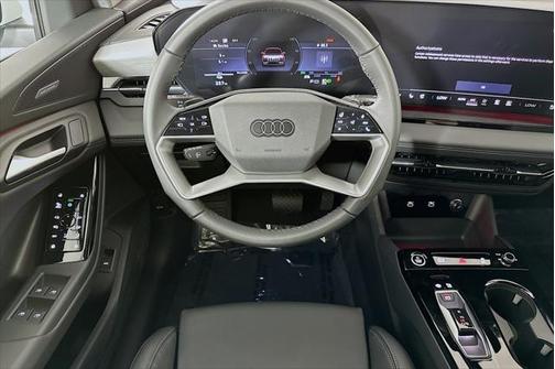2025 Audi Q6 e-tron Premium Plus quattro