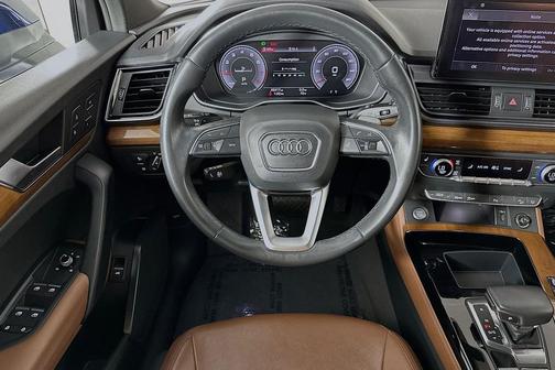 2022 Audi Q5 45 S line Premium Plus