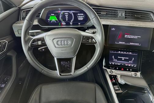 Daytona Gray Pearl Effect 2023 Audi e-tron Sportback S line Premium Plus