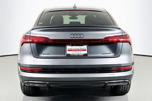 Daytona Gray Pearl Effect 2023 Audi e-tron Sportback S line Premium Plus