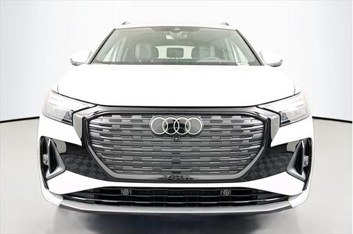 2025 Audi Q4 e-tron Premium 55 quattro