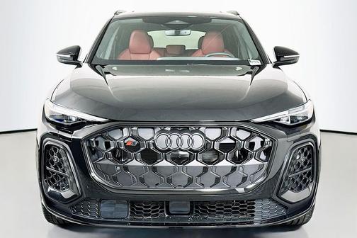 Mythos Black Metallic 2025 Audi SQ5 3.0T Prestige
