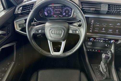 2023 Audi Q3 Premium 45 TFSI S line quattro Tiptronic