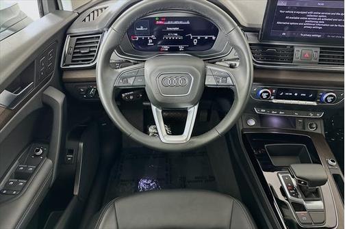 2022 Audi Q5 45 S line Premium Plus