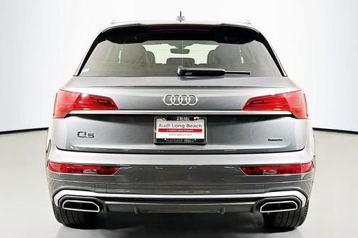 2022 Audi Q5 45 S line Premium Plus