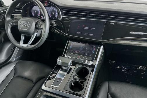 2022 Audi Q7 55 Premium Plus
