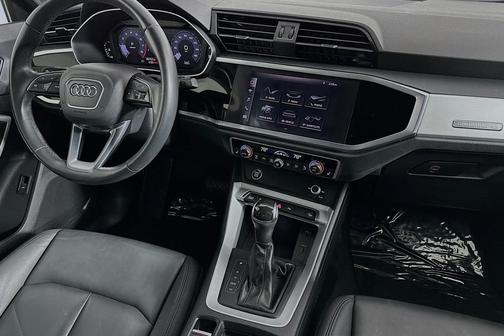 2021 Audi Q3 45 S line Premium