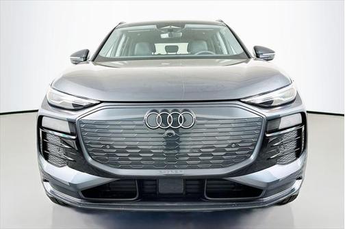 2025 Audi Q6 e-tron Premium