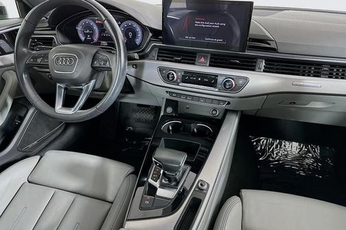 2023 Audi A4 45 S line Premium Plus
