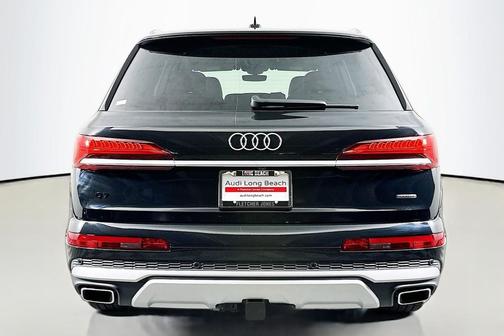 2025 Audi Q7 55 Premium Plus
