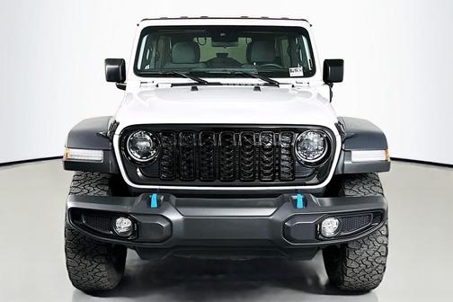 Bright White Clearcoat 2024 Jeep Wrangler 4xe Willys