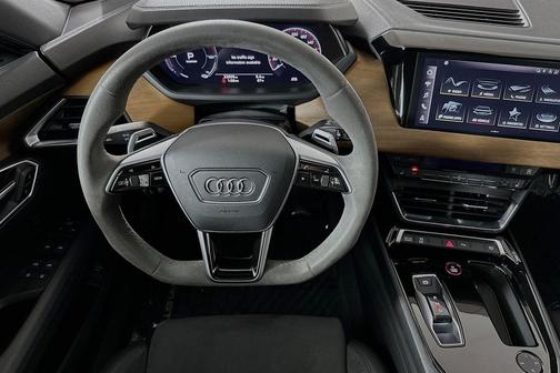 2022 Audi e-tron GT Premium Plus