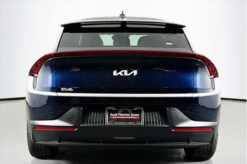 2024 Kia EV6 Light