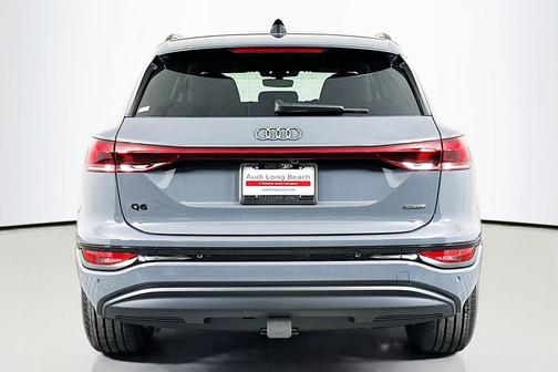 Magnet Gray 2025 Audi Q6 e-tron Premium Plus quattro