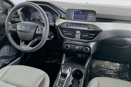 Oxford White 2022 Ford Escape S