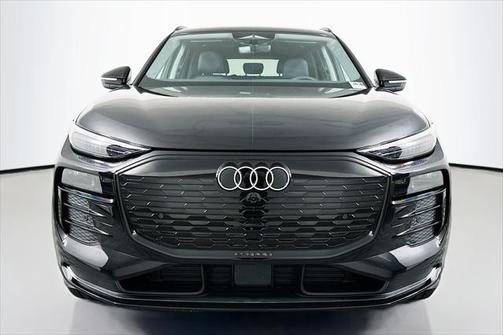 2025 Audi Q6 e-tron Premium Plus quattro