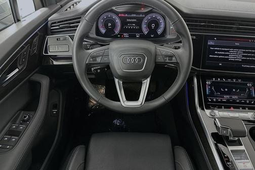 2025 Audi Q7 55 Prestige