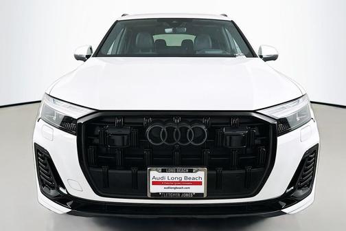 2025 Audi Q7 55 Prestige