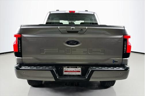 2023 Ford F-150 Lightning XLT