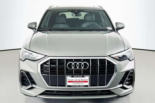 2022 Audi Q3 45 S line Premium