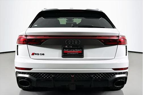2025 Audi RS Q8 4.0T