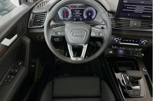 2025 Audi Q5 55 S line Premium Plus