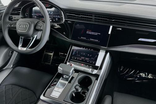 2026 Audi SQ7 4.0T Premium Plus
