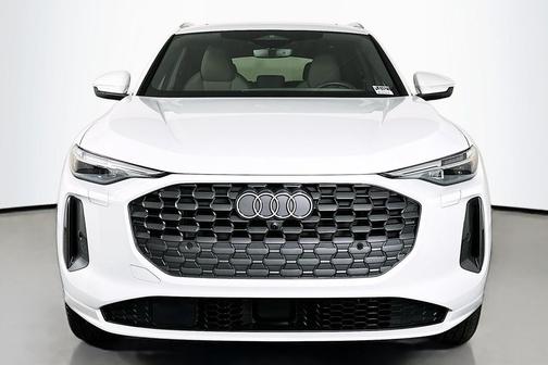 2025 Audi Q5 Premium Plus TFSI quattro S tronic