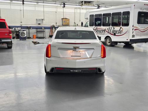 2018 Cadillac CTS 2.0L Turbo Luxury