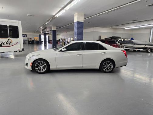 2018 Cadillac CTS 2.0L Turbo Luxury