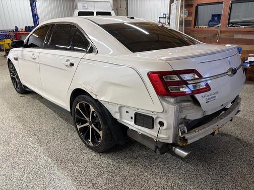 2014 Ford Taurus SEL