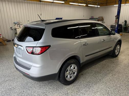 2017 Chevrolet Traverse LS