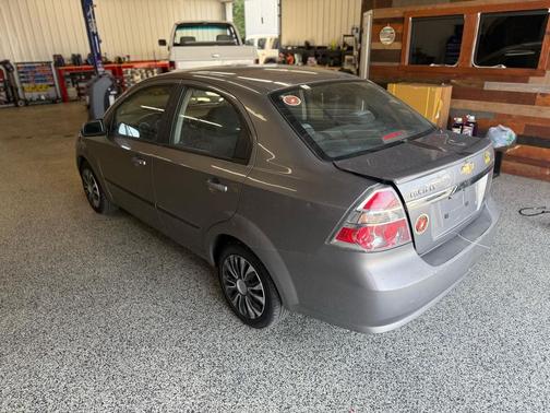 2011 Chevrolet Aveo LT