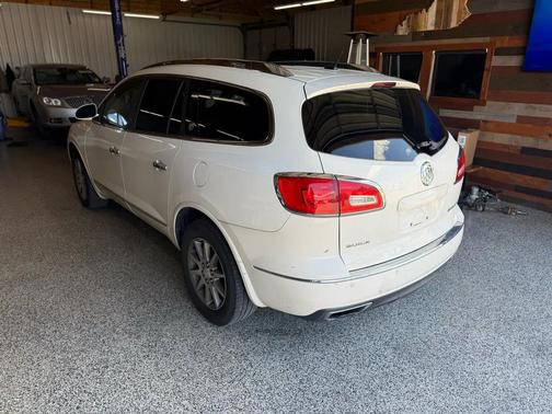 White 2015 Buick Enclave Leather