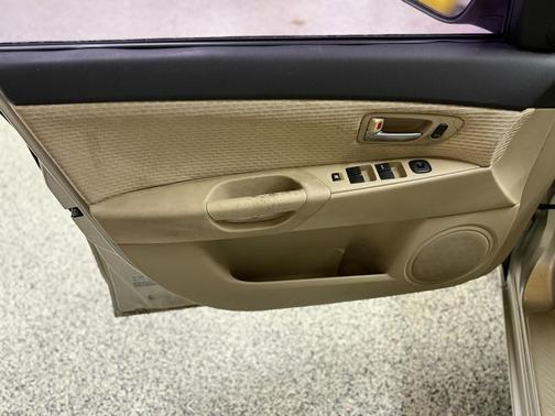 2004 Mazda Mazda3 s