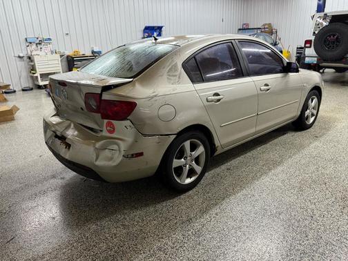 2004 Mazda Mazda3 s