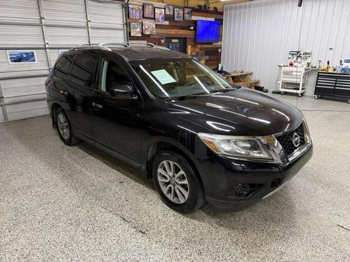 2016 Nissan Pathfinder S