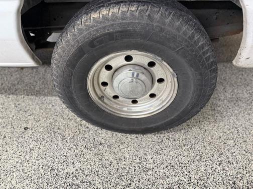 2003 Ford E250 Cargo