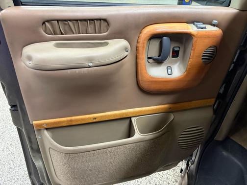 1999 Chevrolet Express 1500 Base