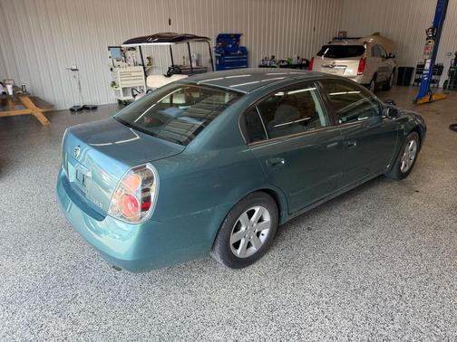 2002 Nissan Altima 2.5 S